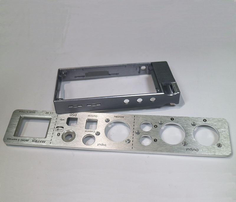 CNC 键盘音频器壳体加工